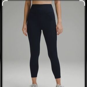 LULULEMON Size 8 Black High-Waisted Leggings Used Excelent Condition